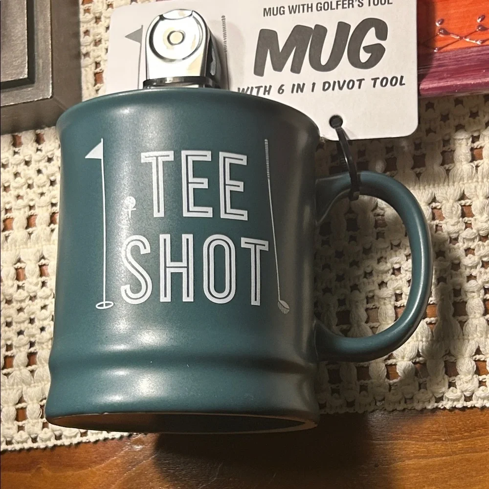 Golfers Set of 2 Tee Shot Golf Mug in Hunter Green + 6 in 1 Divot Tool Golf Gift